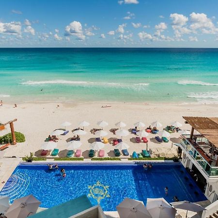 *Turquoise Escape- Beachfront Studio By Casa Paraiso* Cancún Buitenkant foto