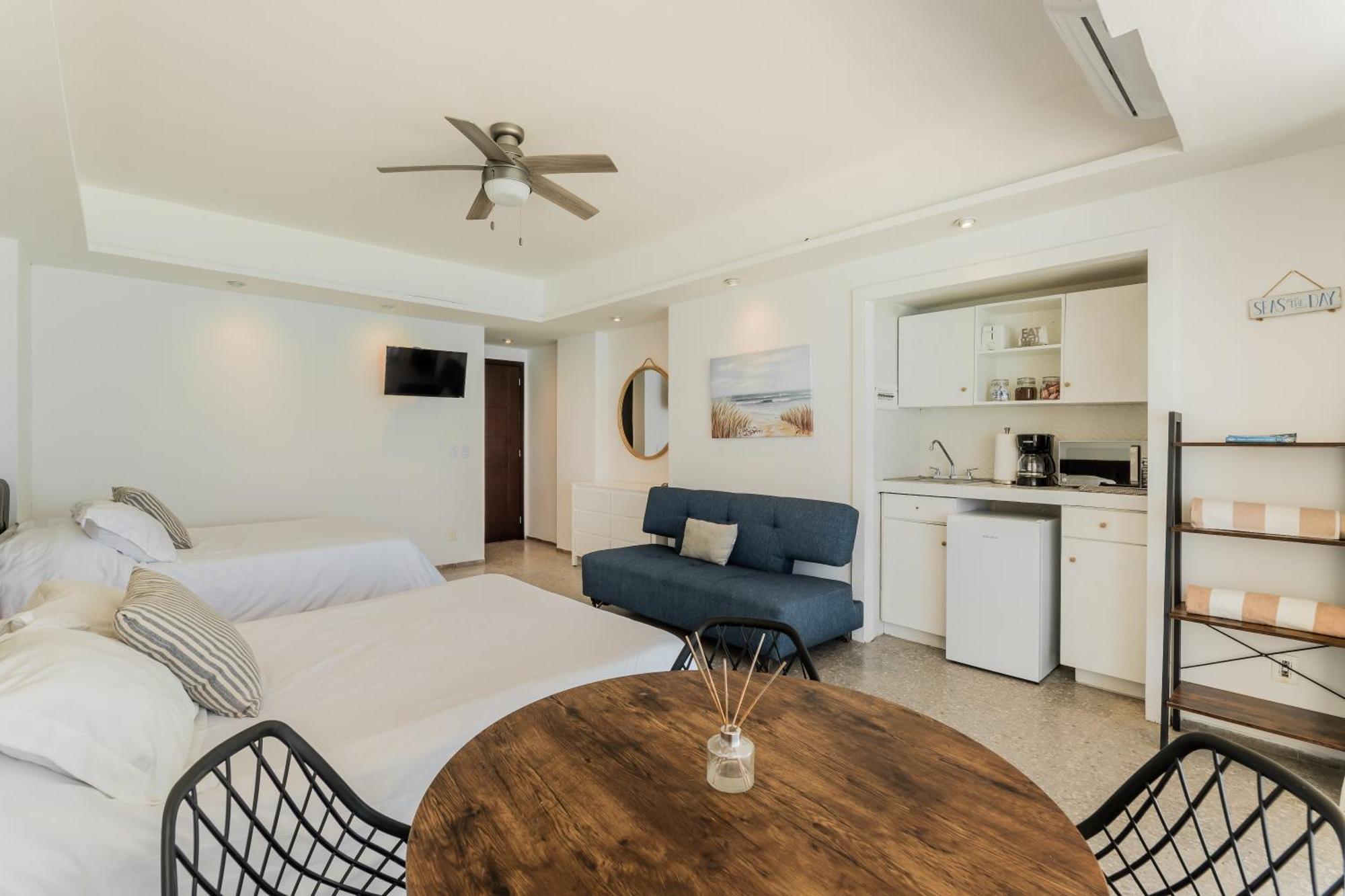*Turquoise Escape- Beachfront Studio By Casa Paraiso* Cancún Buitenkant foto