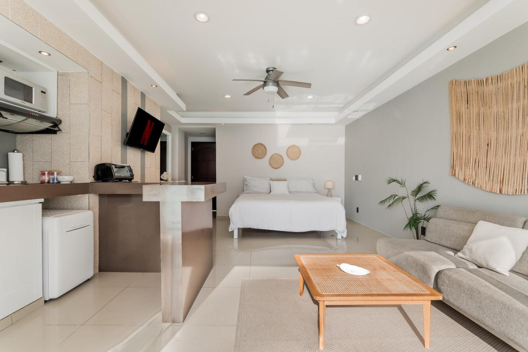 *Turquoise Escape- Beachfront Studio By Casa Paraiso* Cancún Buitenkant foto